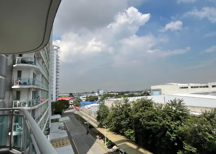 Azure Urban And Residences By Rosary *
